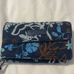 Vera Bradley Crossbody Wallet Java Floral Pattern
